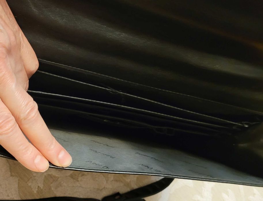 Портфель для бізнесу/навчання/подарунка Pieer Dani