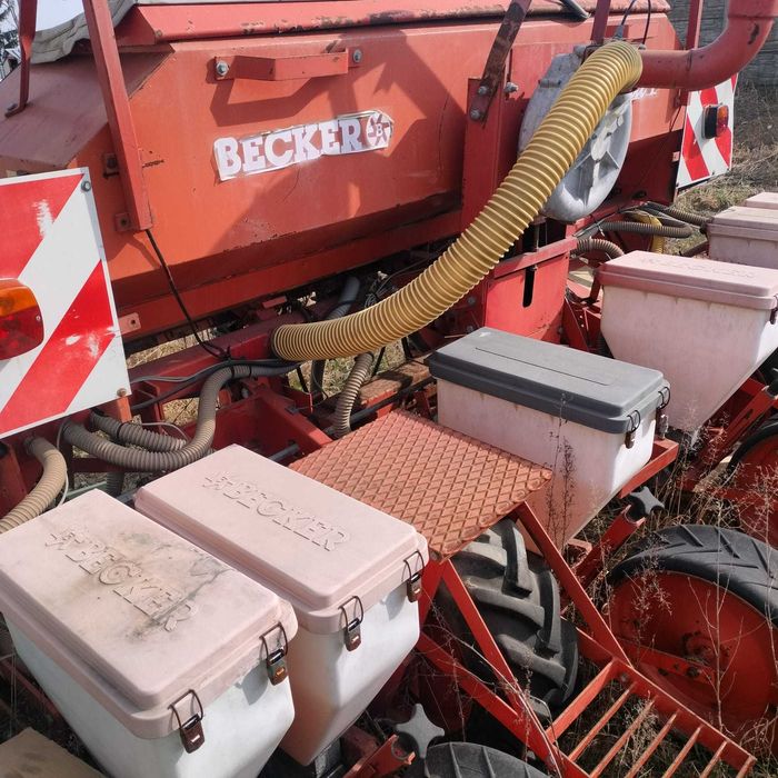 Siewnik BECKER Aeromat T