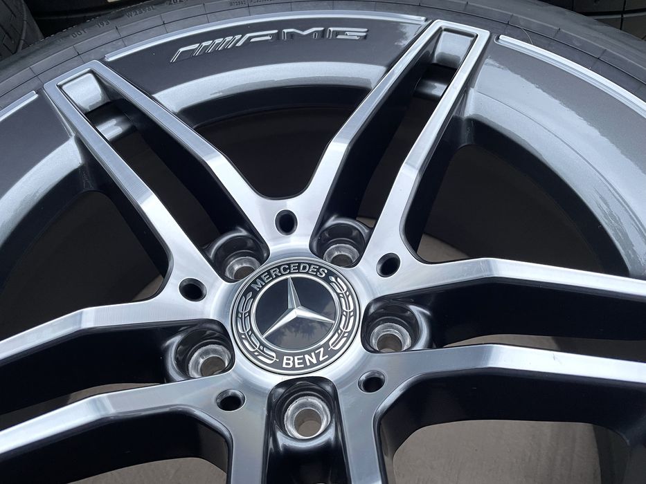 Диски Mercedes R19 AMG E klasse W214 різноширокі з літніми шинами
