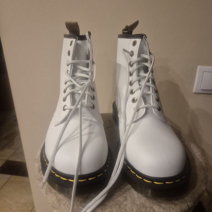 Martensy białe rozmiar 40 Nowe