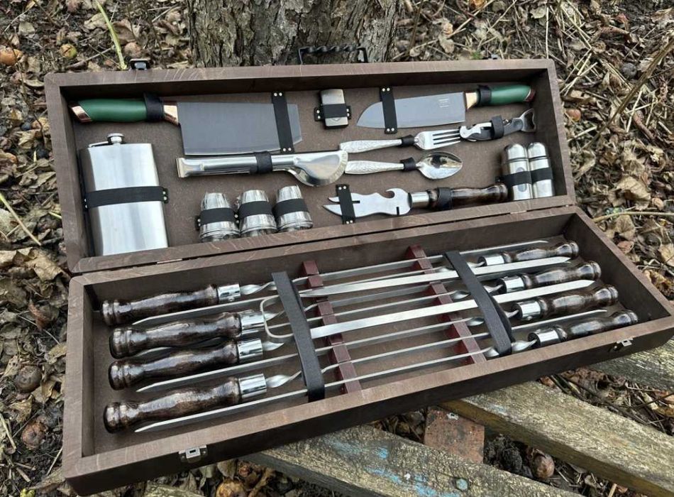 Якісний набір шампурів у кейсі! Неймовірний подарунок начальнику!
