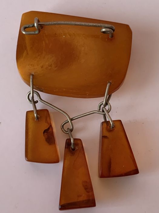 Клипсы . Янтарь. Калининград