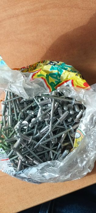 nity zrywalne aluminiowe