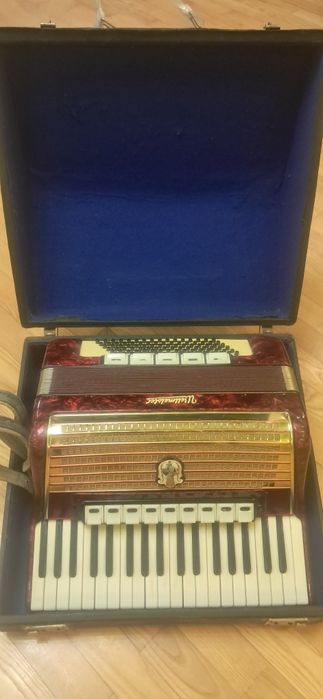 Акордеон Weltmeister