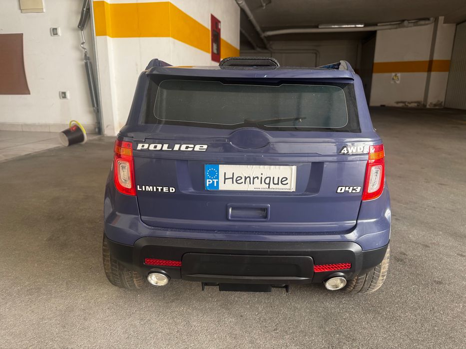 Carro elétrico infantil
