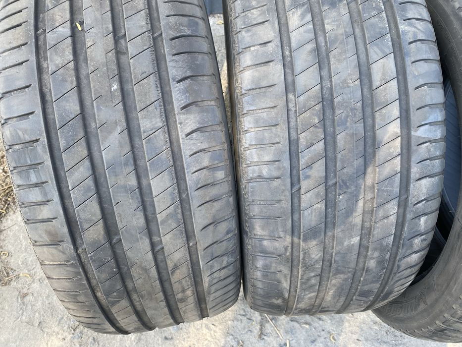 Продам резіну 255/45/19 2015года Michelin