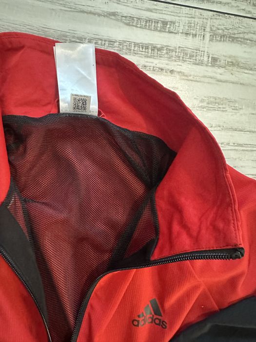 Ветровка adidas оригинальная