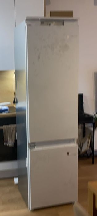 Lodówka pod zabudowę 800 zł