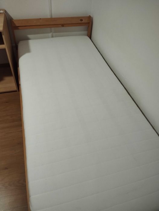 Cama solteiro com estrado e colchão