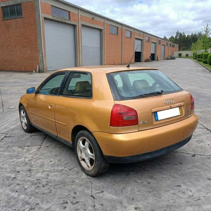 Audi A3 1.8 de 1997 - Peças Usadas