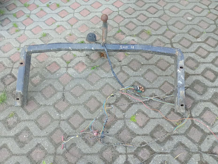 hak  AUDI A4 B5 94-01r.