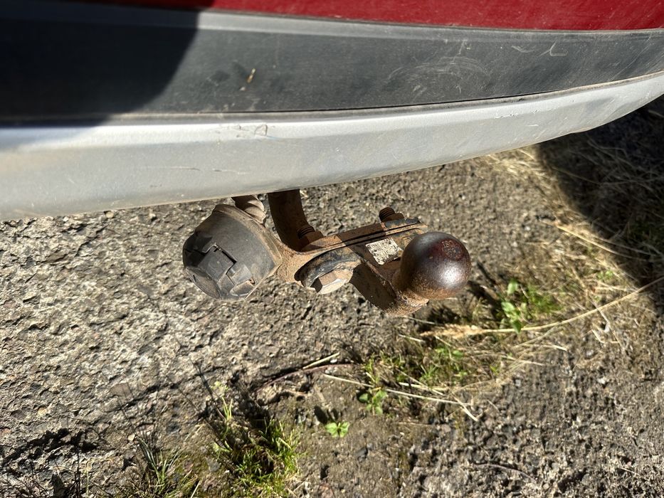 Фаркоп причіпне зємний Mitsubishi Outlander 3 13-21