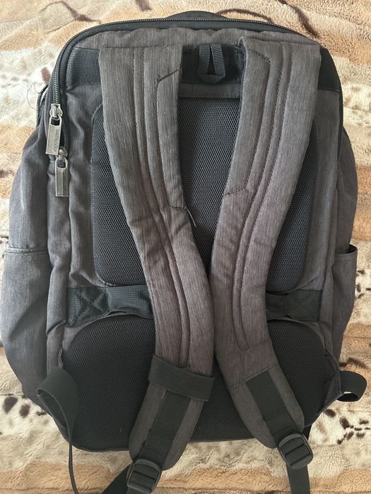 Samsonite mochila usada com fecho avariado