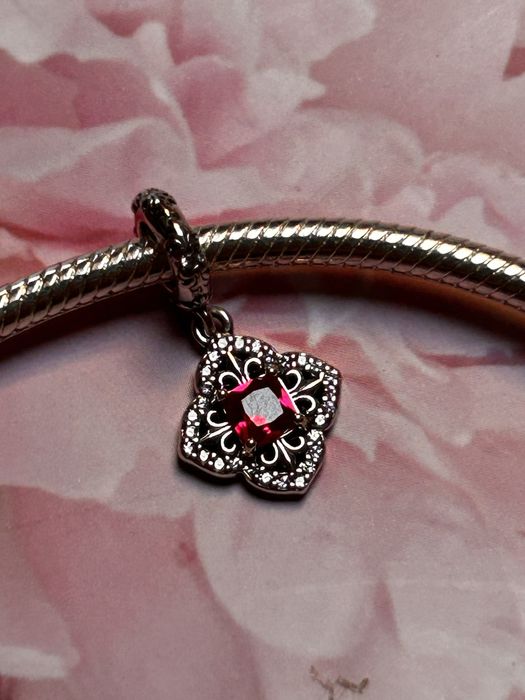 Charms s925 do bransoletek modułowych typu Pandora, Yes czy Aparat