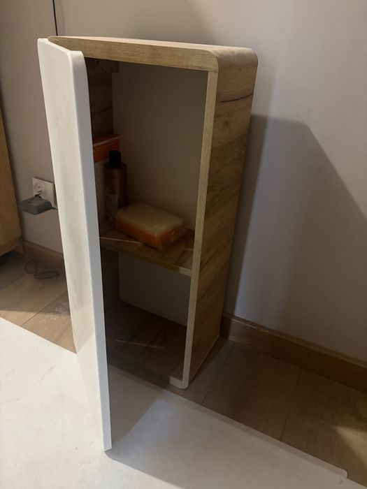 Szafka lazienkowa  lakierowany front 35  seria bali