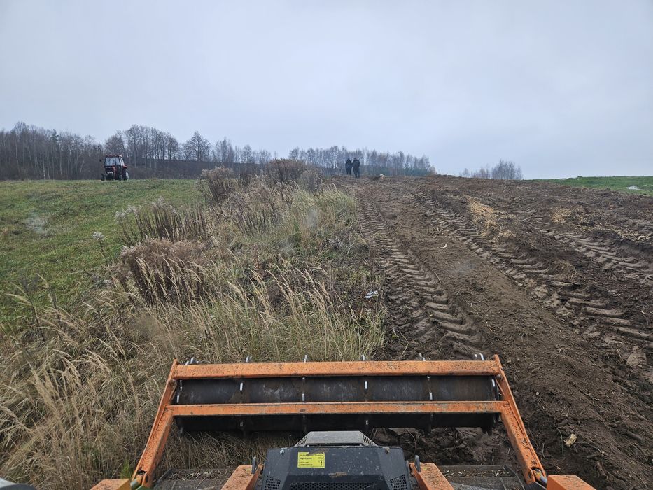 Wgłębny powierzchniowy karczowanie zarosli mulczowanie wycinka drzew