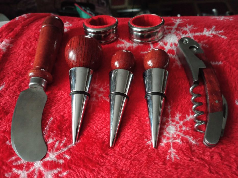 zestaw do wina 7 elementów