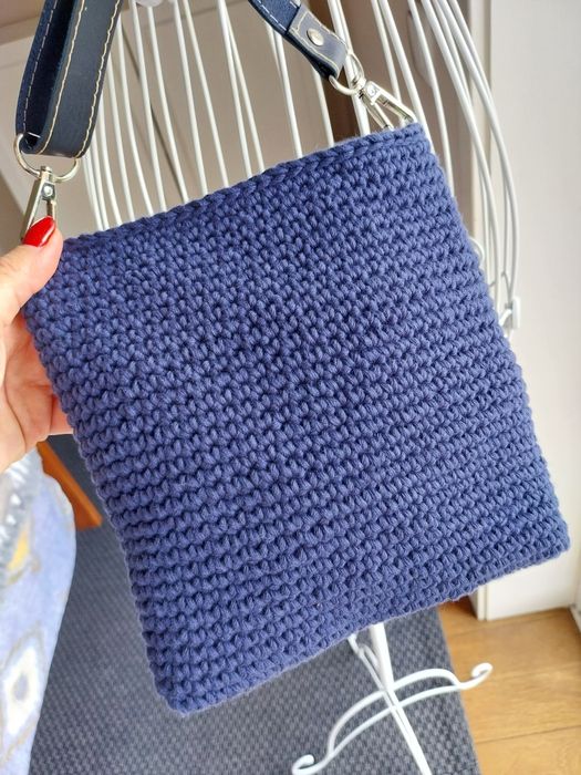 Mala tiracolo Nova, Suely Mello