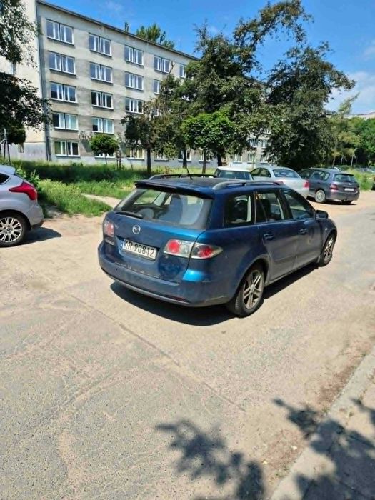 Samochód MAZDA 6