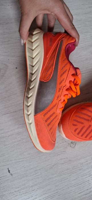 Кросівки Puma 37 розмір помаранчеві кроссовки