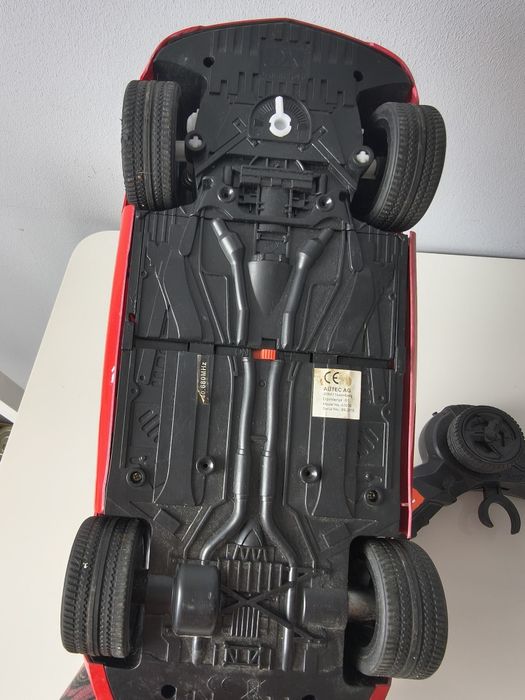 Zdalnie sterowane auto