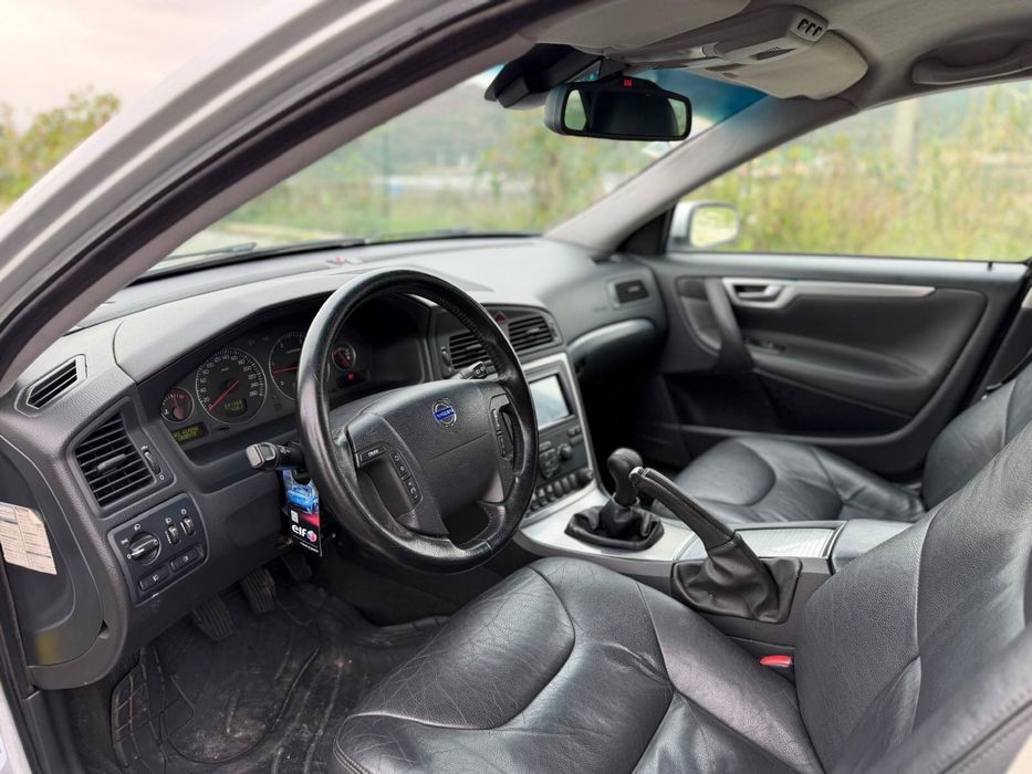 Volvo v70 em excelente estado