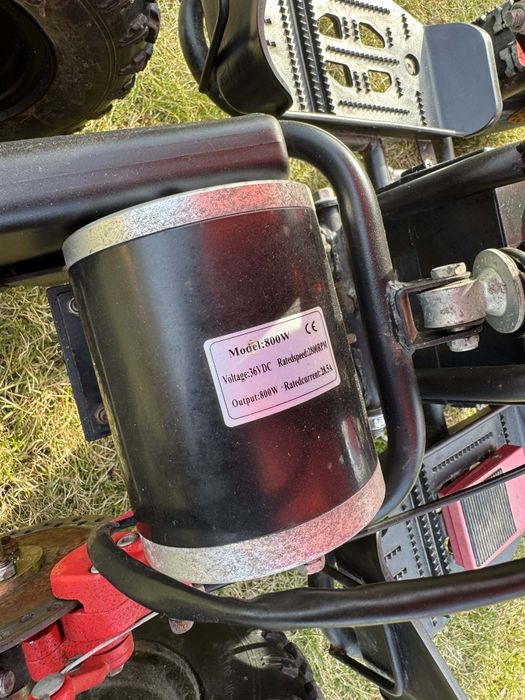 Mini quad elektryczny