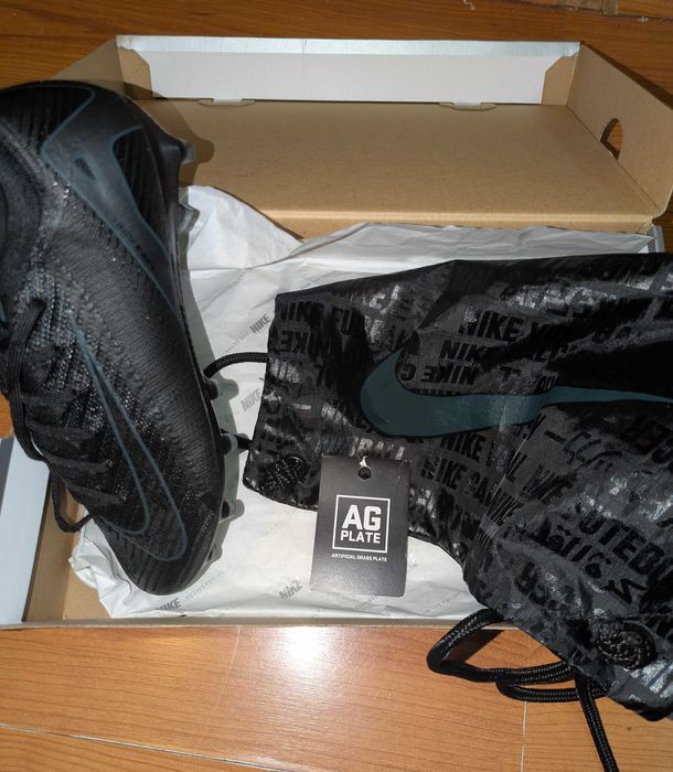 Chuteiras Nike Air Zoom Mercurial Vapor 16 Elite AG-Pro nº40 como novas