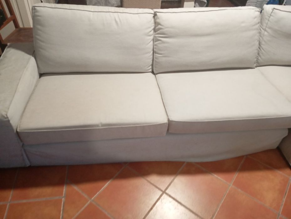 Sofá com chaiselong