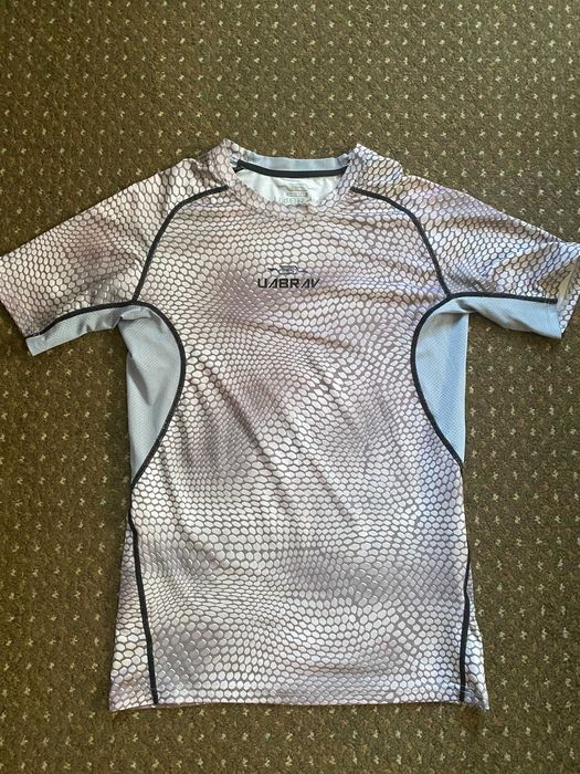 спортивна  футболк  Uabravа