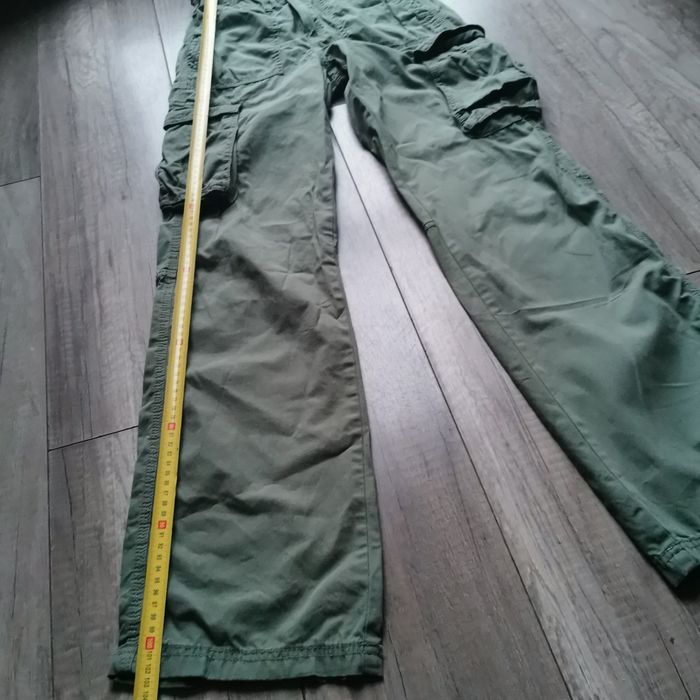 Bojówki r. 32 BERESHKA