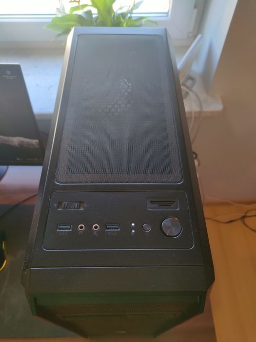 Komputer stacjonarny 1050 ti+ monitor Asus 24"  + klawiatura gratis