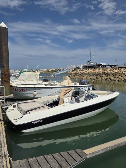 STINGRAY 606 ZPX – Lancha americana (V6 Vortec 205cv) em bom estado !