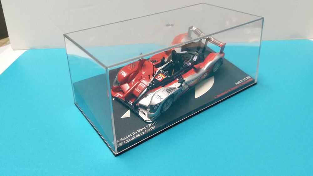 Audi R15 TDi #9: Vencedor 24h Le Mans 2010 - Miniatura escala 1/43
