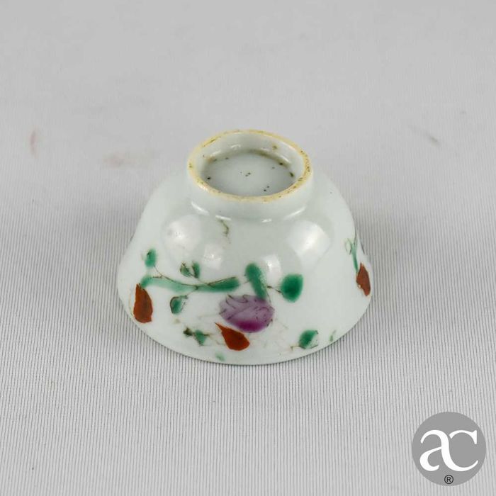 Taça em porcelana da China Família Verde, período Qianlong, séc. XVIII