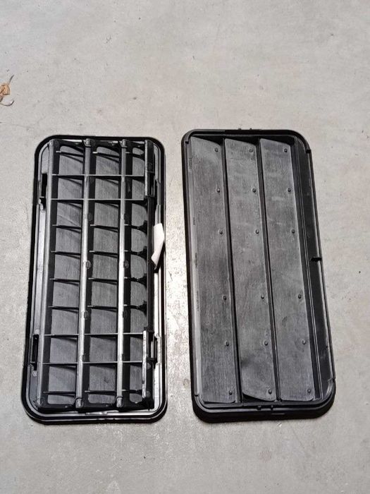 Клапан вентиляції багажника заднього Tesla MY / M3