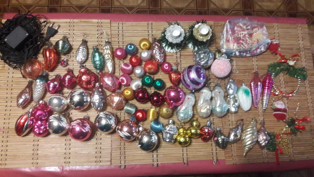 Продам елочные игрушки