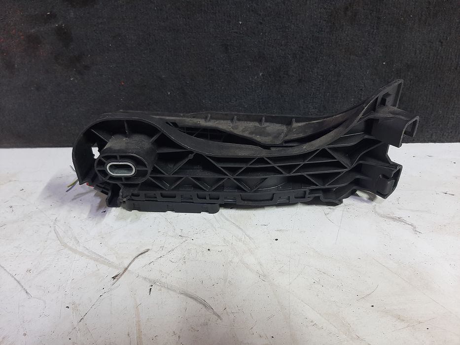 Педаль газу акселератор vw Passat B6 B7 Audi 1K1723503AA