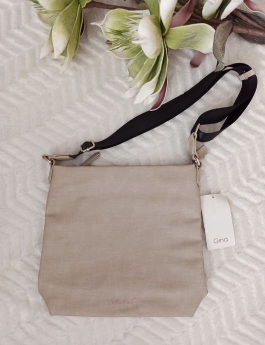 Torebka Gina mała sportowa beż listonoszka na ramię klasyczna skóra