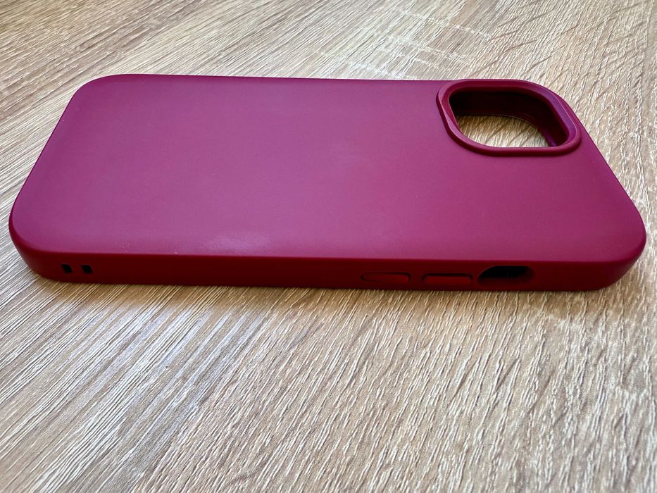 чехол RhinoShield для iPhone 15