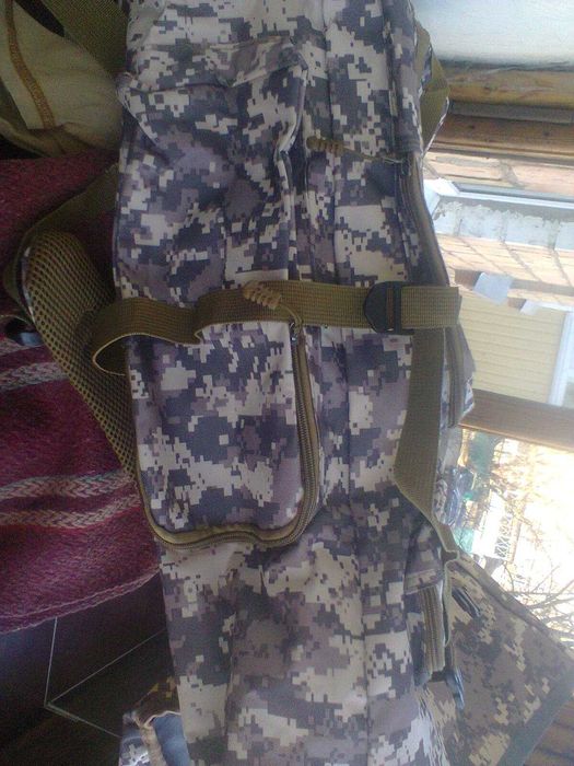 Рюкзак тактический камуфляж новый крепкий.