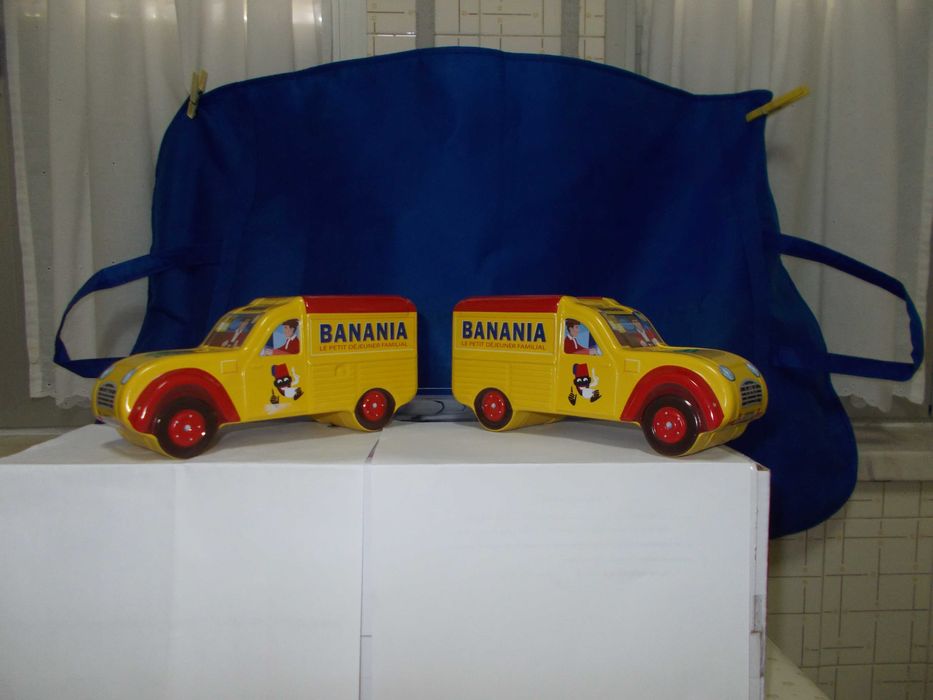 Citroen AK 400 .Réplicas