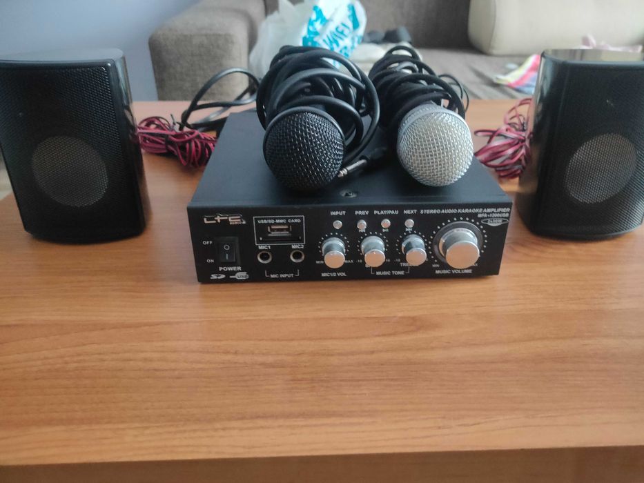 Sprzedam Wzmacniacz Karaoke