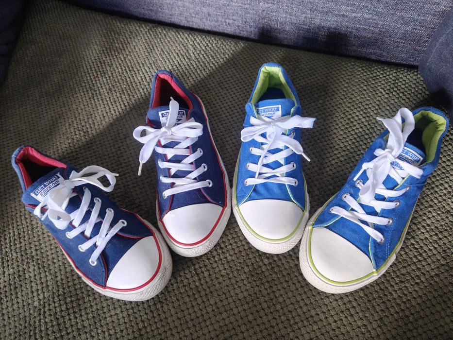 Damskie trampki w dwóch kolorach