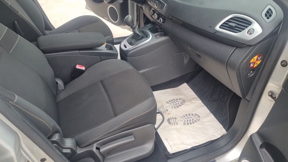 Renault  Scenic 1.6 2010р