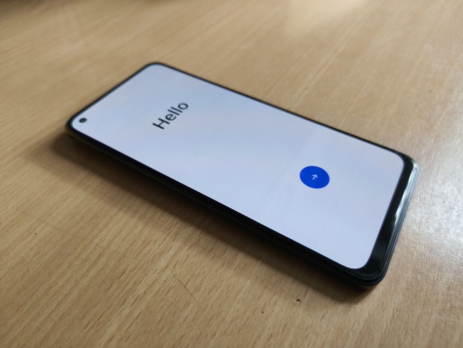 Telefon Realme 8 - stan idealny