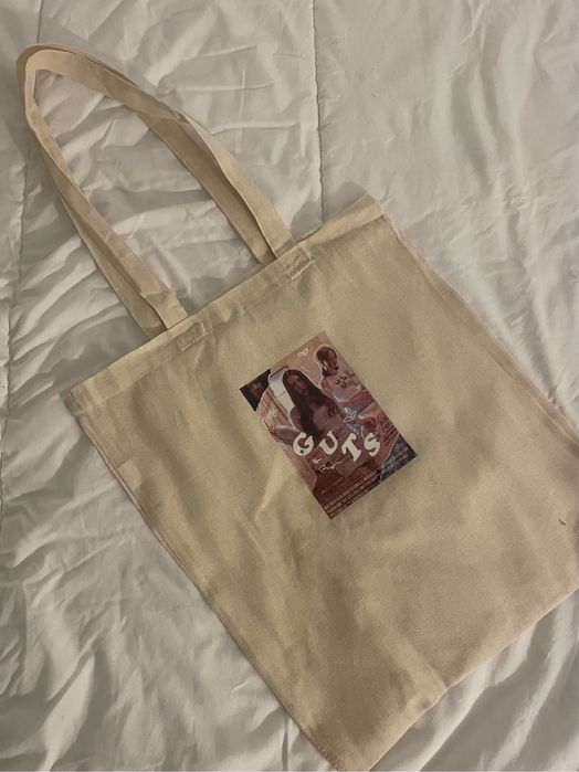 Olívia Rodrigo tote bag