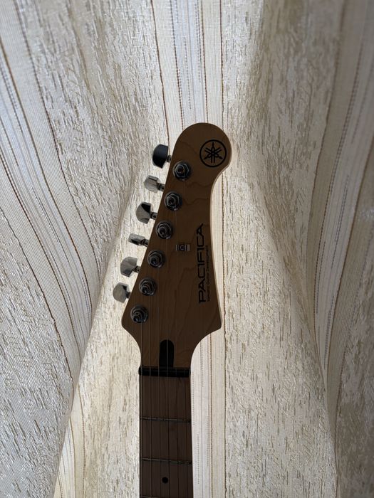 Yamaha Pacifica 112VMX YNS RL