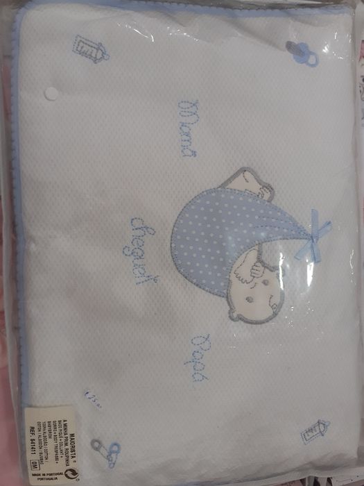 Conjunto da primeira roupinha para bebe