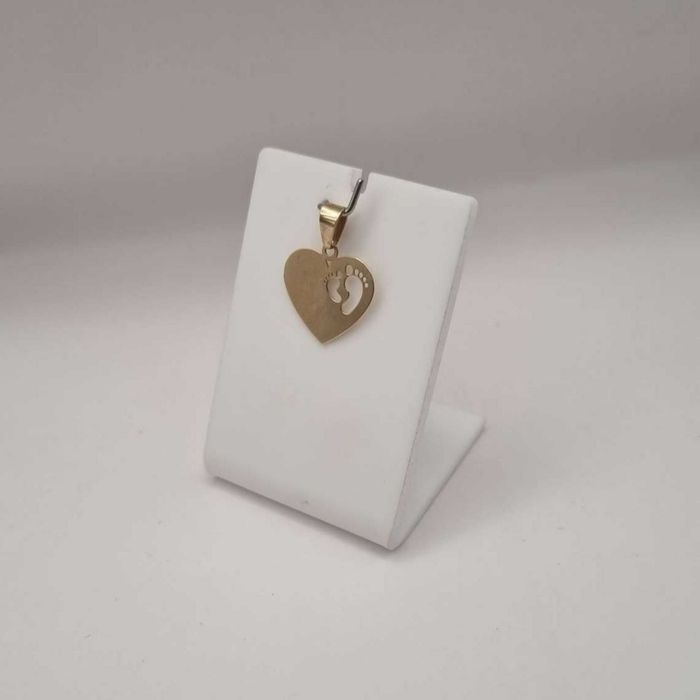 Złota zawieszka pr. 585 serce z  dziecięcymi stópkami - nowa